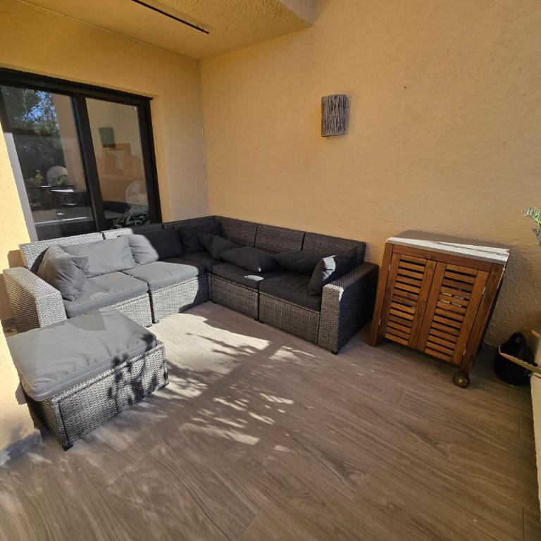 Apartamento con gran terraza chill-out cerca de la playa - Apartamento de 2 dormitorios - 3