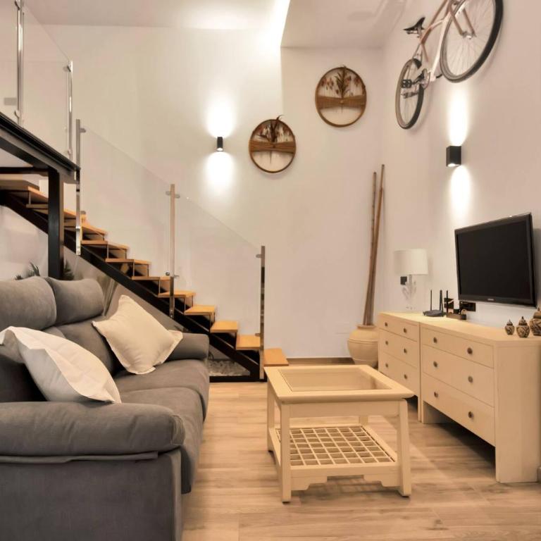 Moderno loft en el corazón histórico de Estepona - CASA PEPITA 17 - Apartamento de 2 dormitorios - 9