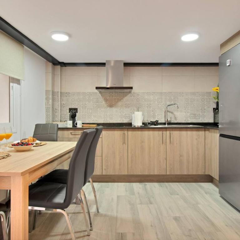 Moderno loft en el corazón histórico de Estepona - CASA PEPITA 17 - Apartamento de 2 dormitorios - 3
