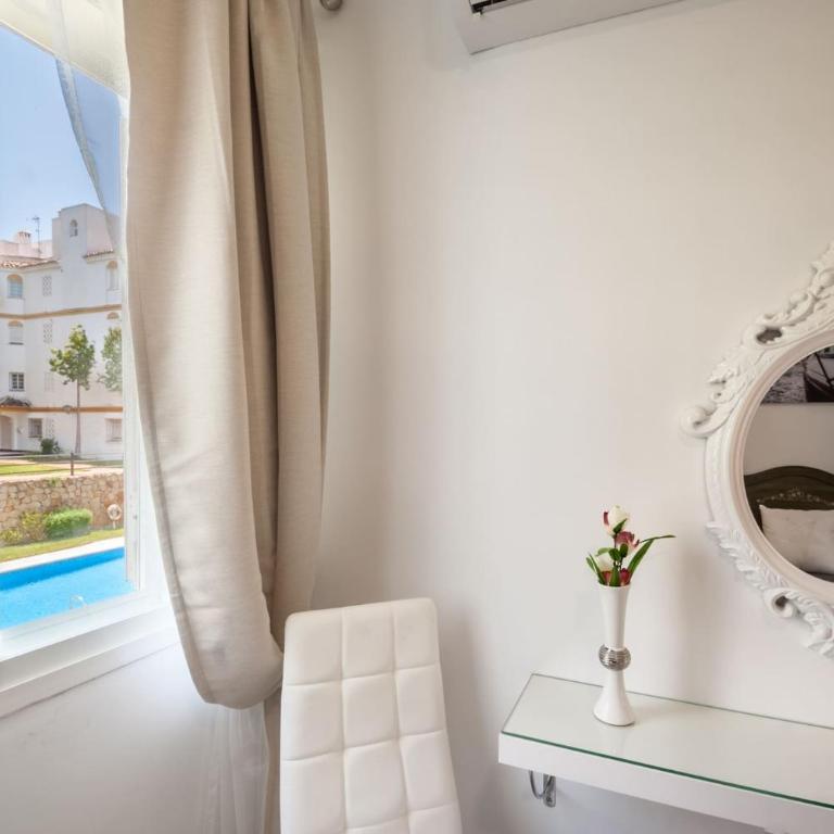 Apartamento con piscina cerca del golf en Atalaya - ATALAYA DEL GOLF 31 - Apartamento de 3 dormitorios - 20