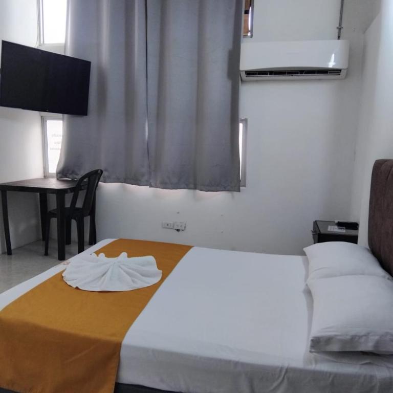 Hotel SR, Villa Garzón - Habitación Doble con balcón - 3