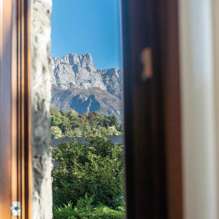 Villa Lario Resort Mandello - Camera Matrimoniale Deluxe con Vista Montagna - 7