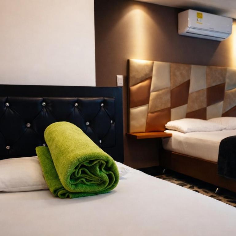 Hotel airport la 30 - Deluxe Double Room - 10