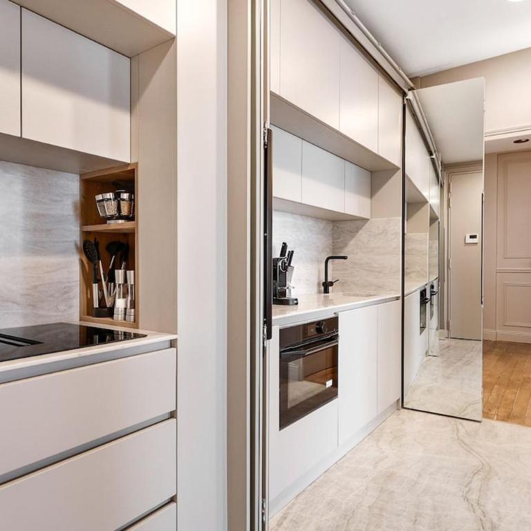 unique Marais - Three-Bedroom Deluxe Apartment - 7