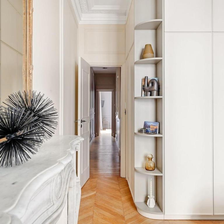unique Marais - Three-Bedroom Deluxe Apartment - 10