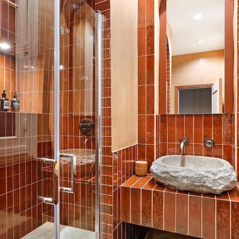 unique Marais - Three-Bedroom Deluxe Apartment - 22