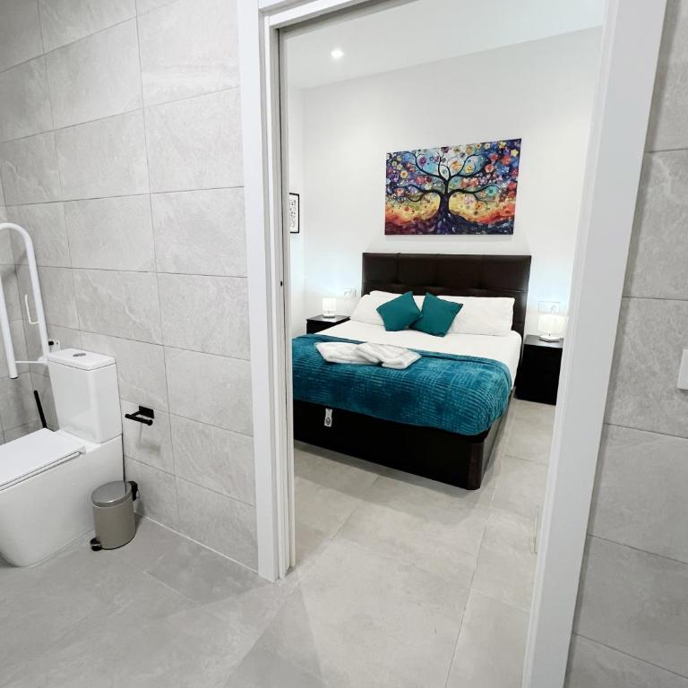 Loft Valencia R41 A B - Ground & Monteolivete Vibes - One-Bedroom Apartment - 5