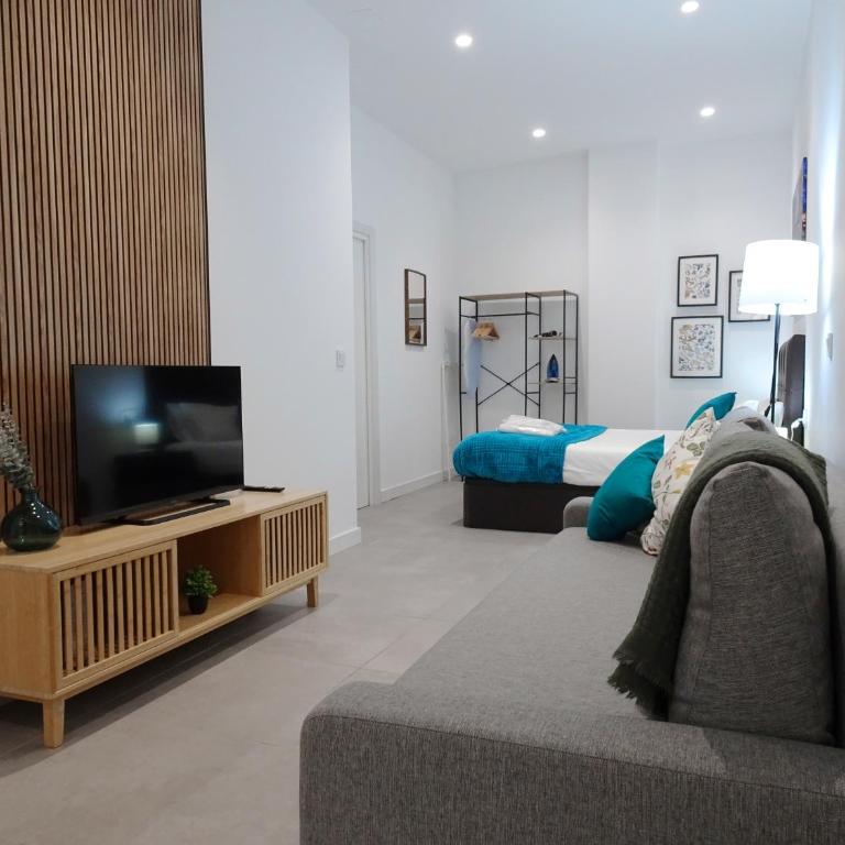 Loft Valencia R41 A B - Ground & Monteolivete Vibes - One-Bedroom Apartment - 10