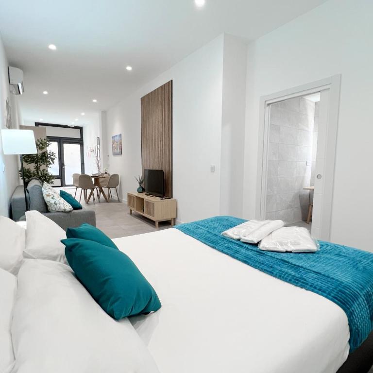 Loft Valencia R41 A B - Ground & Monteolivete Vibes - One-Bedroom Apartment - 11