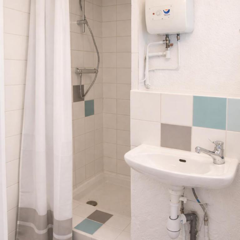 Studio Aix Centre idéal séjour pro & tourisme - Appartement 1 Chambre - 10