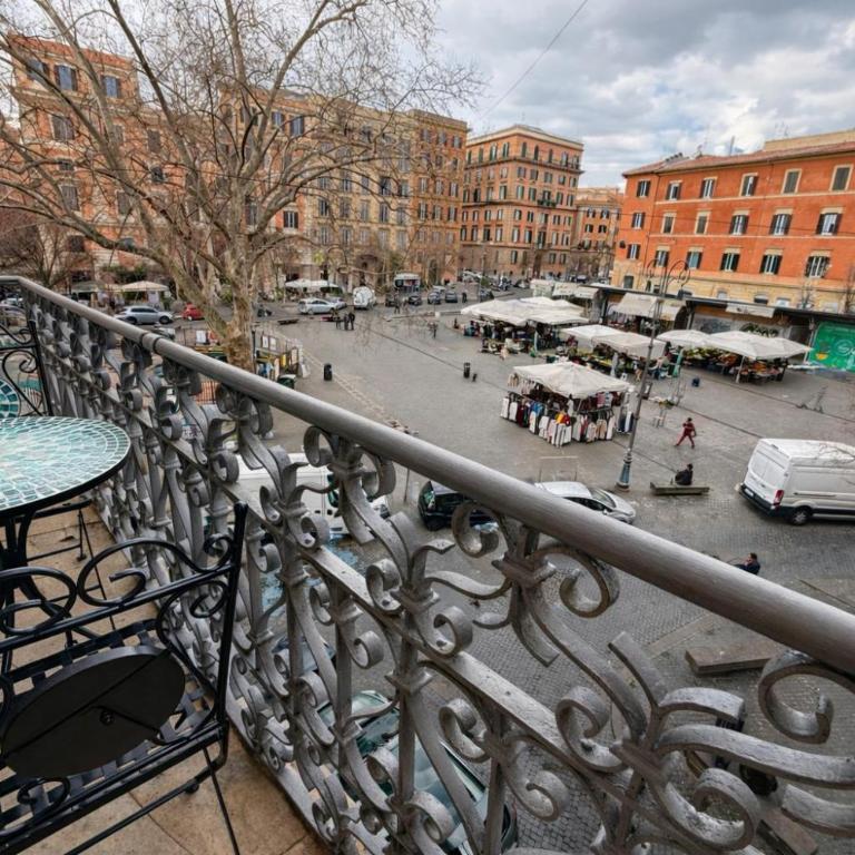 Trastevere Relais & Charme nel cuore di Roma - Appartamento con 2 Camere da Letto e Balcone - 8