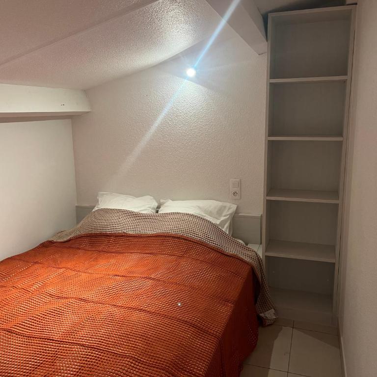 Duplex appartement,6pers, piscine, mer avec plage à 5mn ,Theoule sur Mer -Cannes - Appartement 3 Chambres - 7