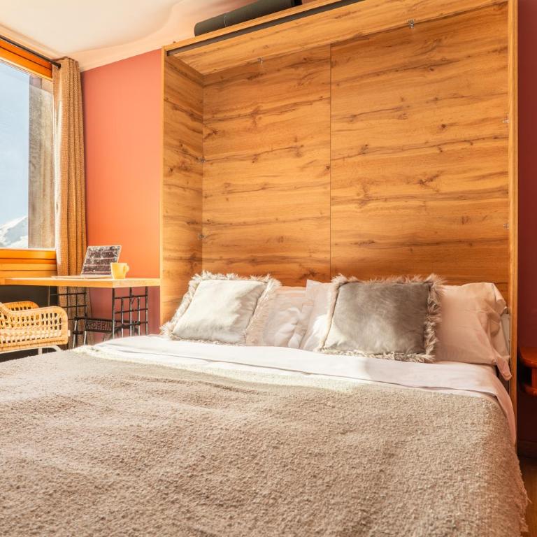 HelloCHALET Casa Lobita - Panoramic Balcony Apartment Walk to Gondola - Appartamento con 1 Camera da Letto e Balcone - 20