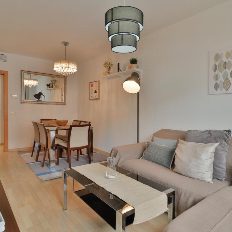 C13 Seaside Málaga with pool and parking - Two-Bedroom Apartment - 13