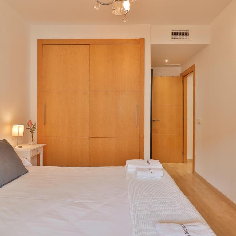 C13 Seaside Málaga with pool and parking - Two-Bedroom Apartment - 17