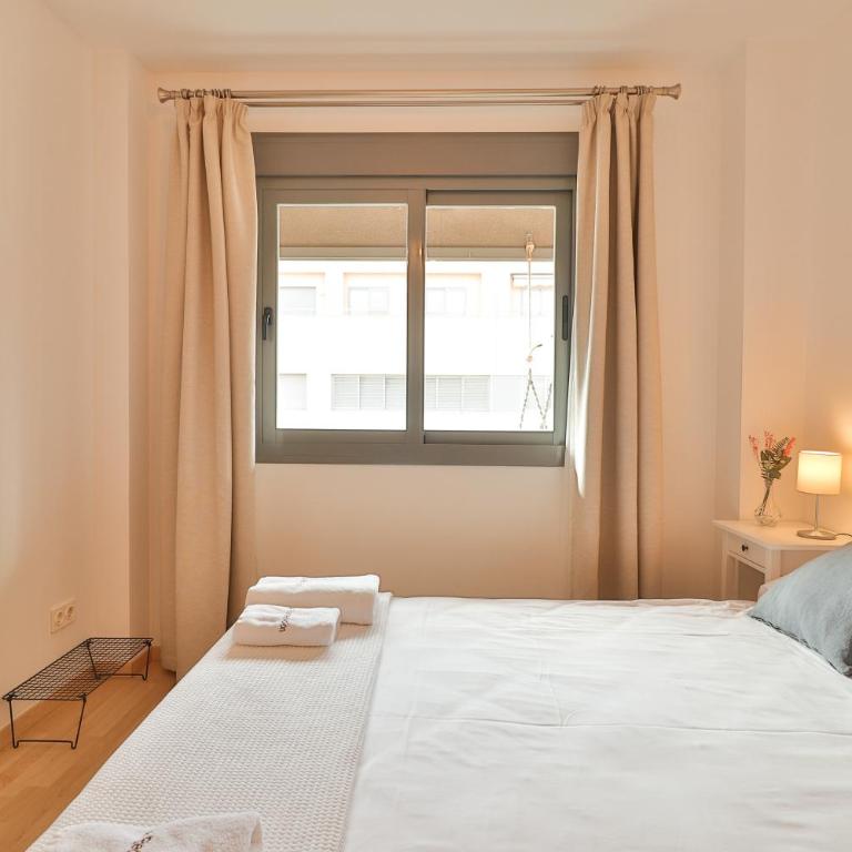C13 Seaside Málaga with pool and parking - Two-Bedroom Apartment - 16