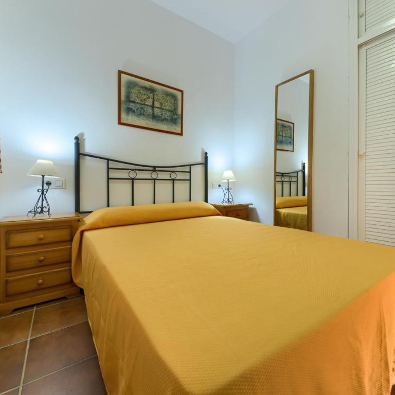 Bungalows & Glamping Conil Playa - Apartamento de 2 dormitorios con vistas a la piscina - 4