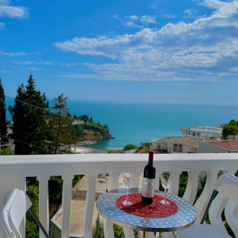 Apartments Belvedere - Niskobudžetna Dvokrevetna Soba sa Zasebnim Krevetima - 1