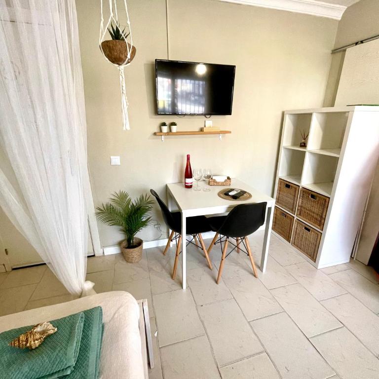 Sea Breeze Alojamientos - Estudio con 1 cama grande - 33