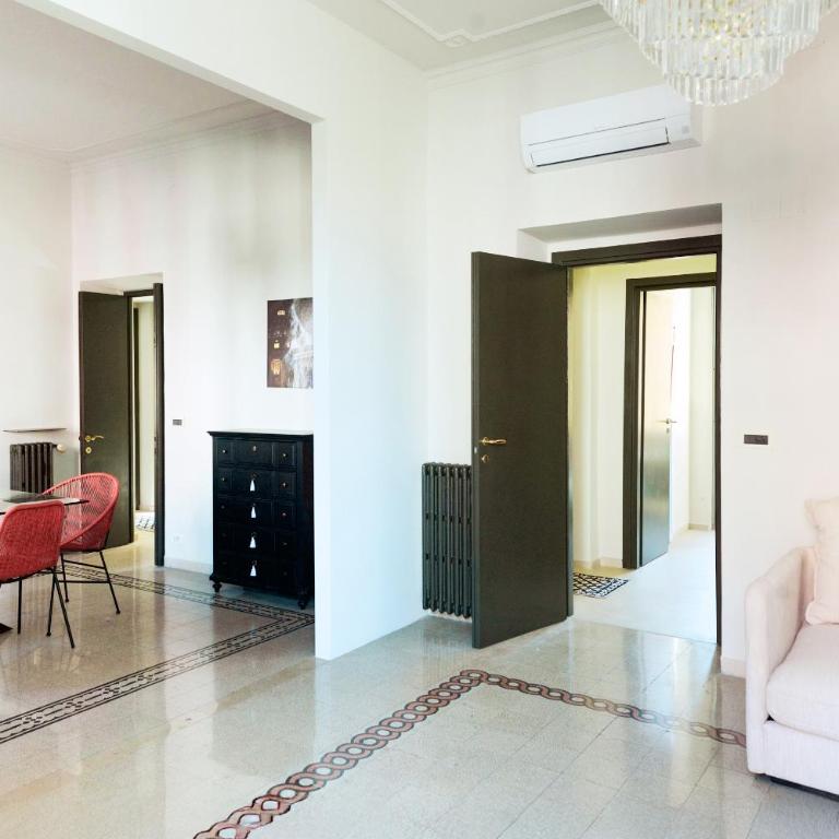 Stylish flat for up to 5 people - 200m from Metro SanGiovanni - Appartamento con 3 Camere da Letto - 4