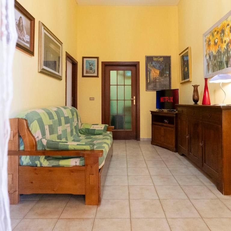 Quercianella Relax in Villa with Patio & Garden - Two-Bedroom House - 4