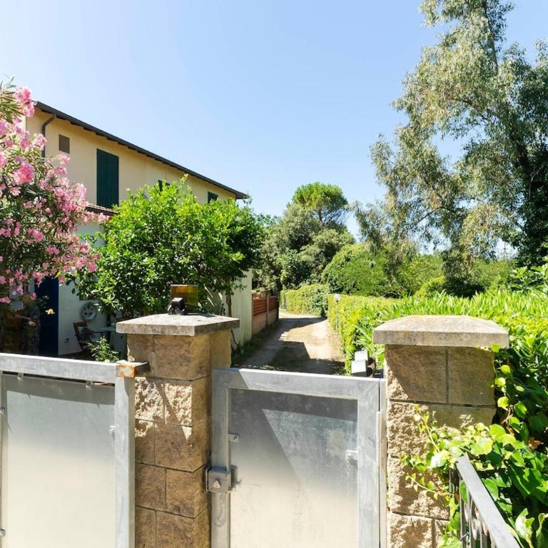 Quercianella Relax in Villa with Patio & Garden - Two-Bedroom House - 9