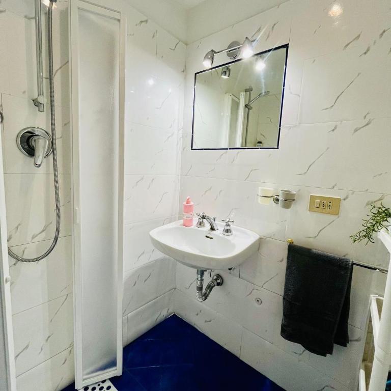 Dolce casa - Two-Bedroom Apartment - 20