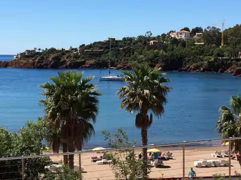 Duplex appartement,6pers, piscine, mer avec plage à 5mn ,Theoule sur Mer -Cannes - Appartement 3 Chambres - 10