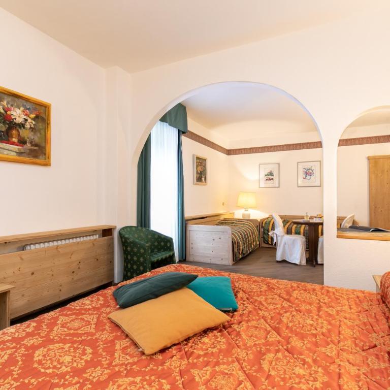 G. Hotel Des Alpes (Classic since 1912) - Camera Quadrupla Superior - 6