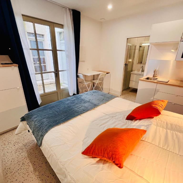 Studio central face Loire et Château le 4-3 - Monolocale Deluxe - 7