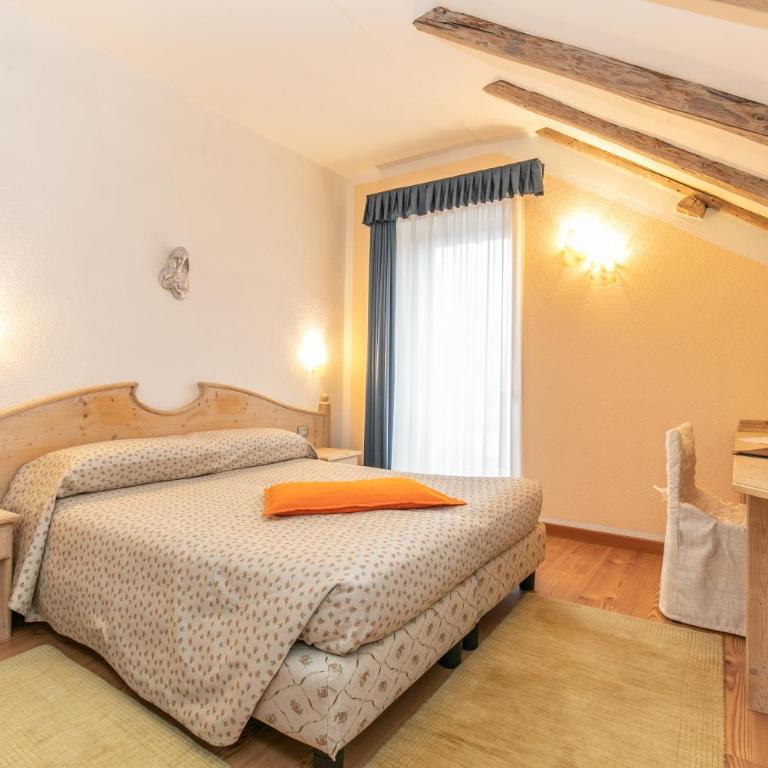 G. Hotel Des Alpes (Classic since 1912) - Camera Tripla Superior - 4