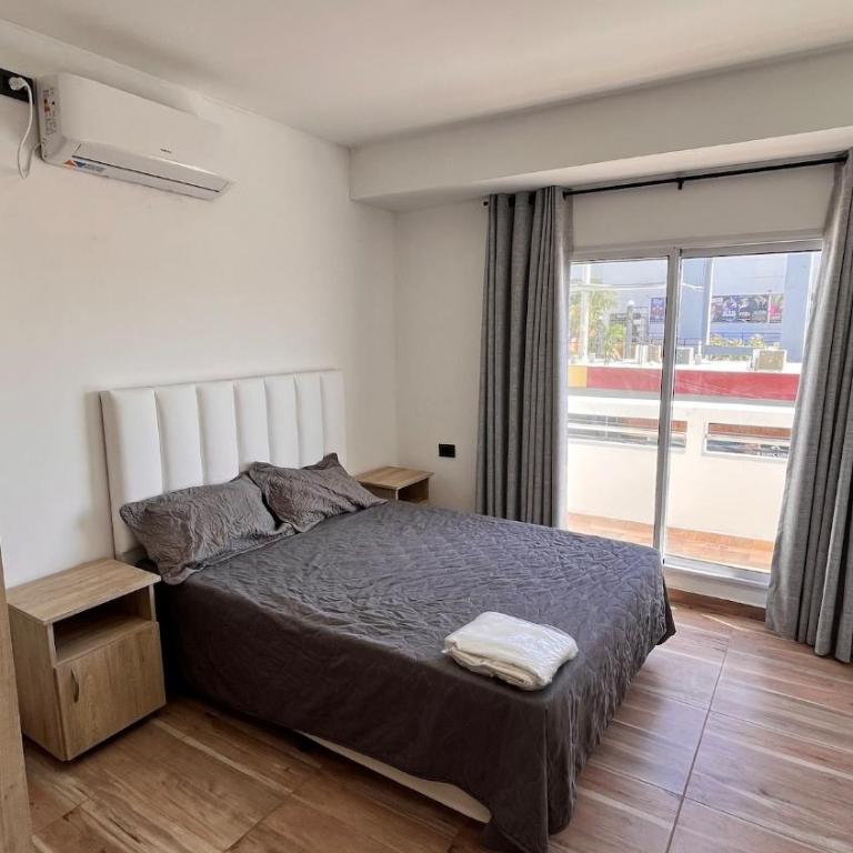 Departamento Frente al Mar en Pleno Centro con parrilla privada 2 - Apartamento de 2 dormitorios con vistas al mar - 8