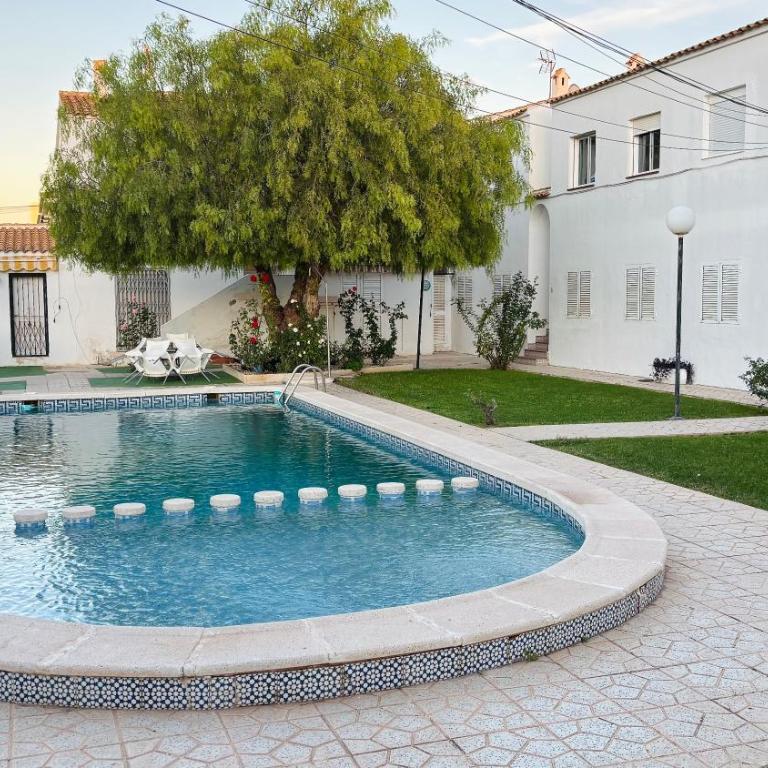 Cozy apartment overlooking Cabo Roig strip - Apartamento de 2 dormitorios con vistas a la piscina - 1