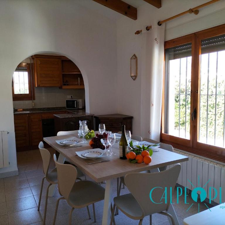 Casa Margarita, cerca de la playa y con piscina - Casa de 3 dormitorios - 63