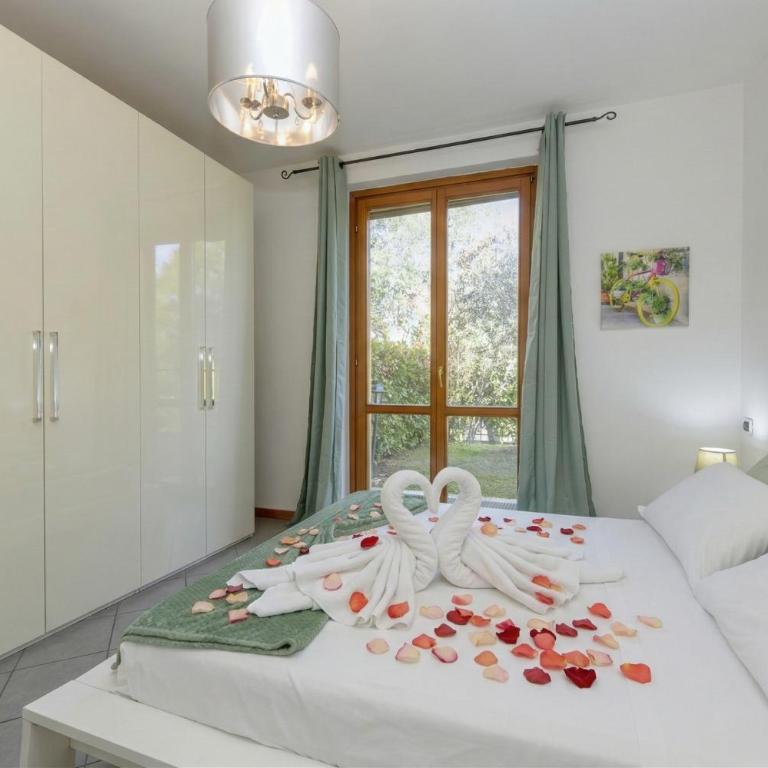Oasis Apartment with garden and pool DesenzanoLoft Official Partner Homes & Villas by Marriott Bonvoy - Appartamento con Vista Piscina - 20