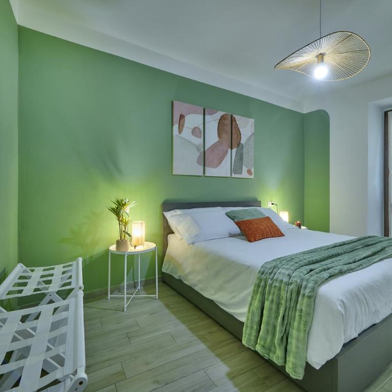 Daniel House - Lake and ferry terminal 1 minute walk, in the heart of Bellano - Appartamento con Balcone - 17