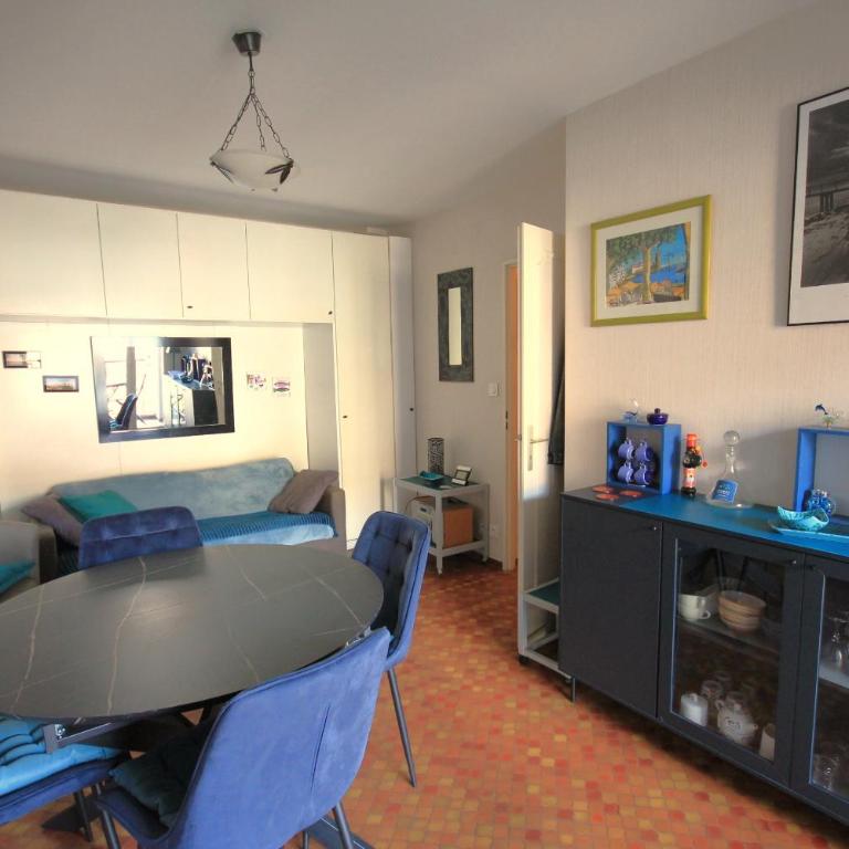 La Bourboule - One-Bedroom Apartment - 9