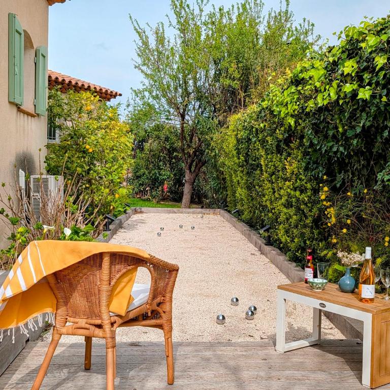 Villa Flora -150m2, Swimming Pool, Sea on Foot, Air Conditioning - Villa 3 Chambres - 2