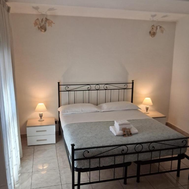 Love Suite vasca idromassaggio - Two-Bedroom Apartment with City View - 9