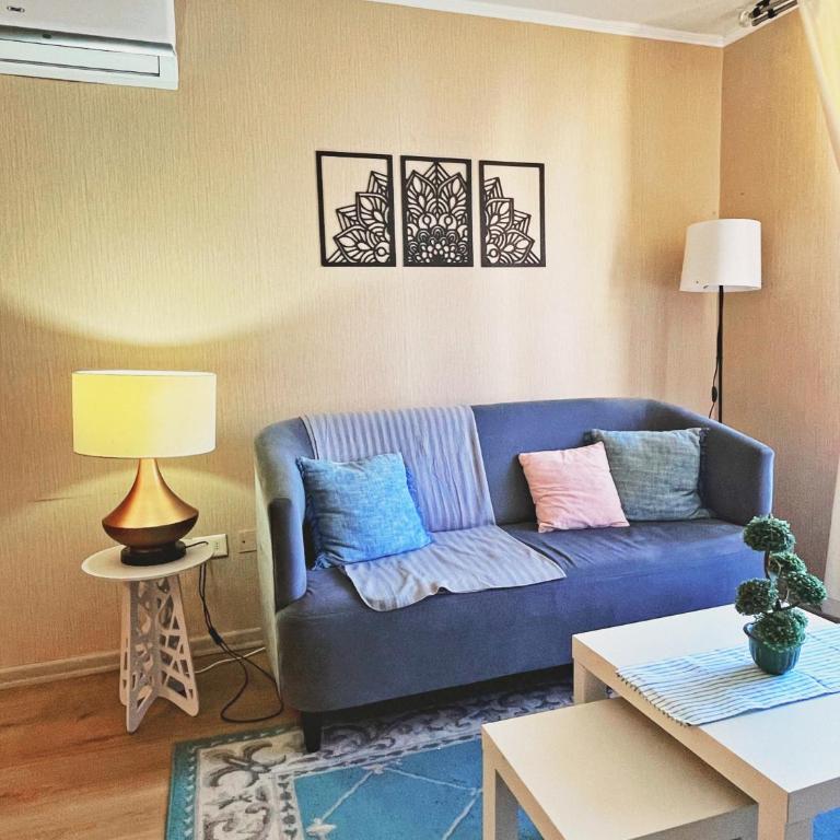 Departamento en condominio con áreas verdes - Three-Bedroom Apartment with Balcony - 2