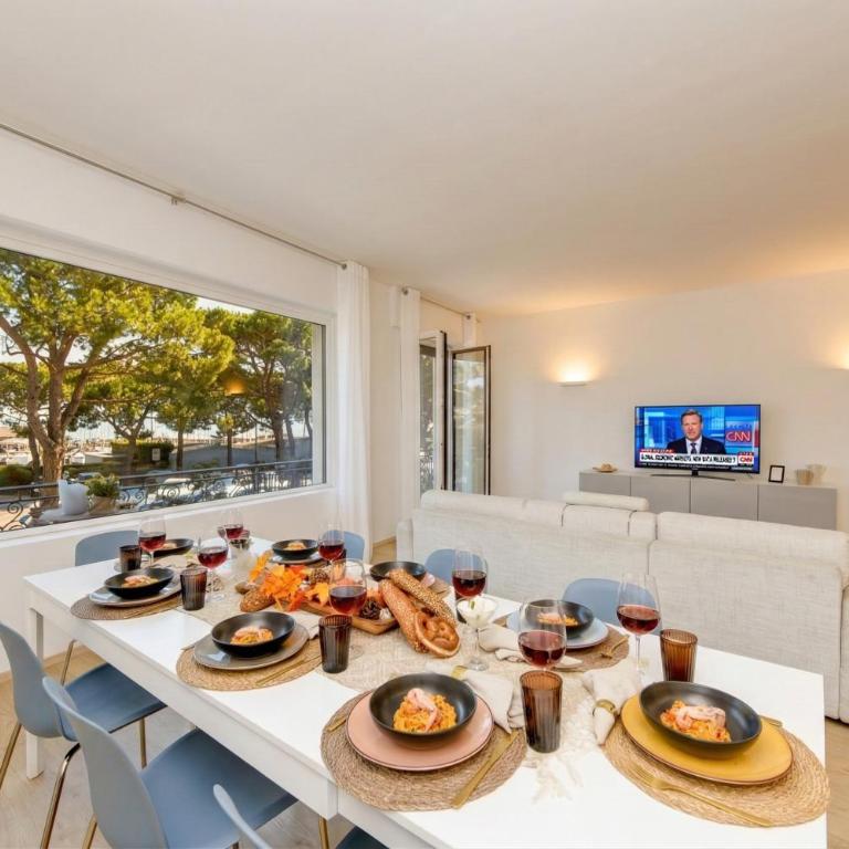 The Lake Giant with Lake View Renovated 2025 DesenzanoLoft Official Partner Homes & Villas by Marriott Bonvoy - Appartamento con Vista Lago - 6