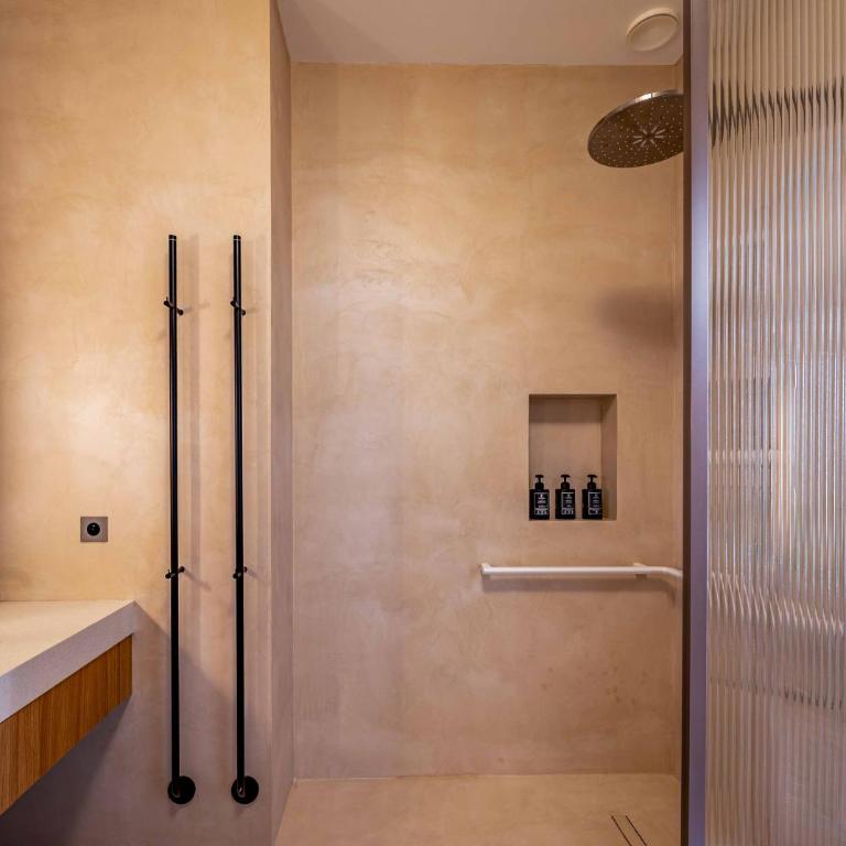 Boutique-Hôtel Le N3 par Champagne Thiénot - Suite - 4