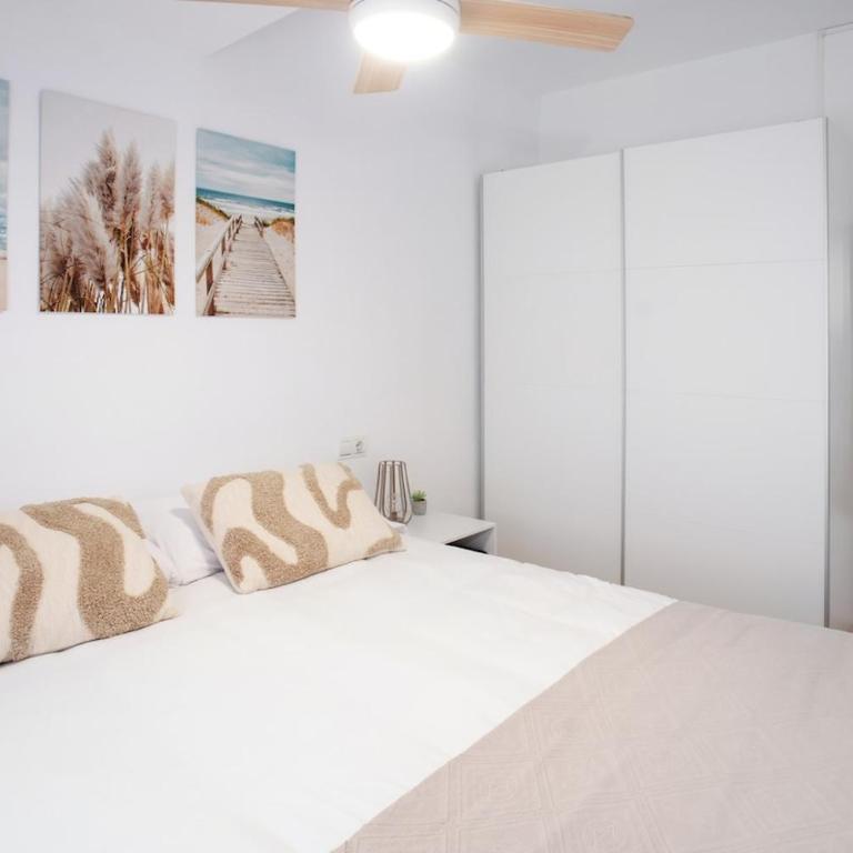 Beach Bajo con Terraza 1 Hab más sofá cama a 2 min Playa - Apartamento de 1 dormitorio - 4