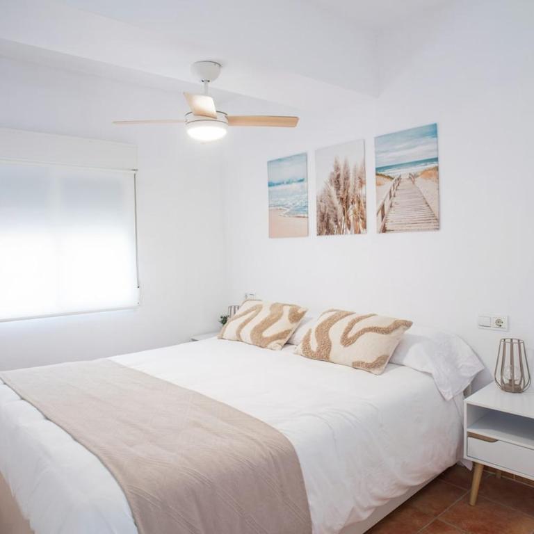 Beach Bajo con Terraza 1 Hab más sofá cama a 2 min Playa - Apartamento de 1 dormitorio - 1