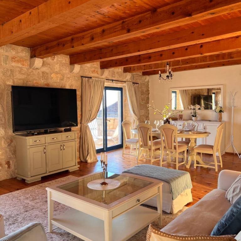 Castello degli Aranci Eco Resort - Vila sa Pogledom na More - 9