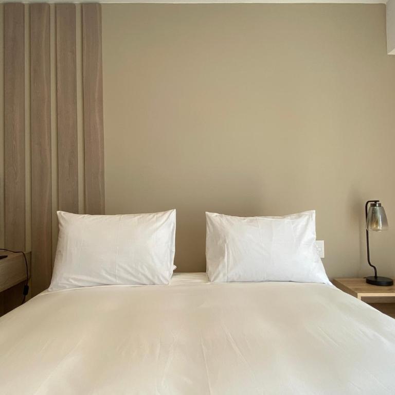 Polo Living in Miraflores by Wynwood House - Two-Bedroom Apartment - 5