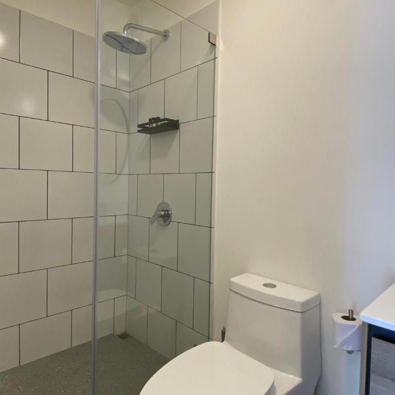 Polo Living in Miraflores by Wynwood House - Two-Bedroom Deluxe Apartment with Balcony - 16