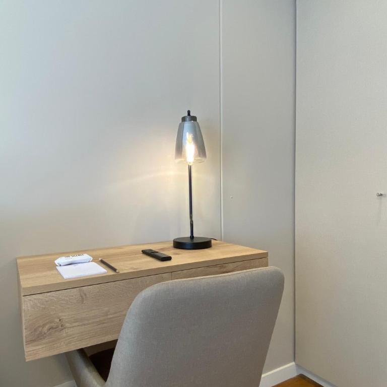 Polo Living in Miraflores by Wynwood House - Two-Bedroom Deluxe Apartment with Balcony - 17