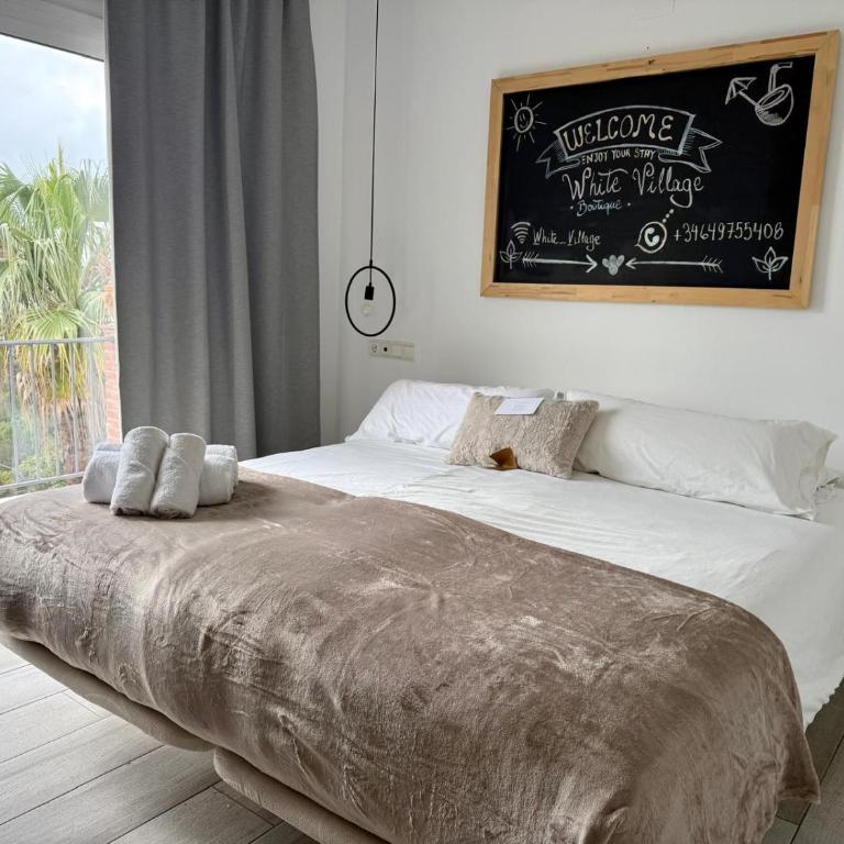 White Village Boutique, Benalmádena - Habitación Doble con vistas al jardín - 1