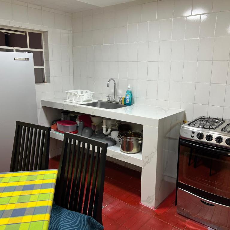 The Mountain House - Two-Bedroom Family Apartment - 14